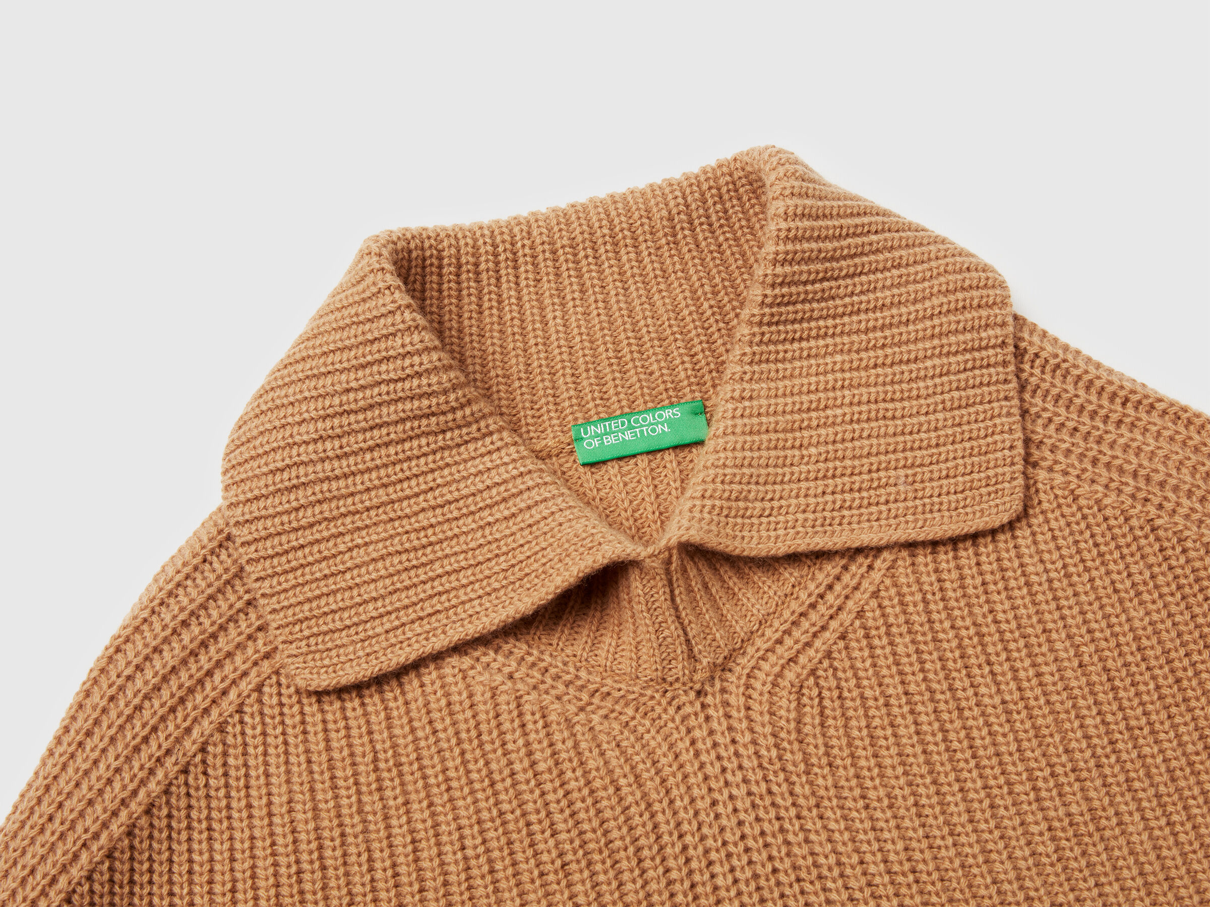 CAPE Women image number 7